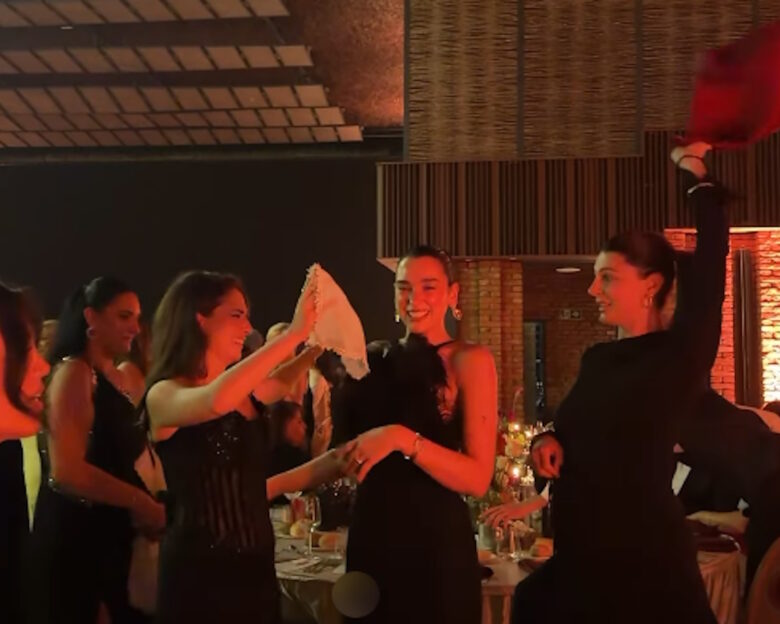 Η Dua Lipa «τα έσπασε» σε οικογενειακό γλέντι στο Κόσοβο – Δείτε βίντεο