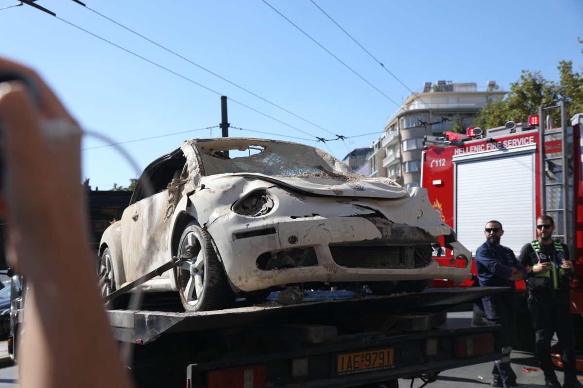 Έκρηξη σημειώθηκε τις πρώτες πρωινές ώρες στην οδό Λυσικράτους στην Πλάκα, προκαλώντας σοβαρές υλικές ζημιές Παρασκευή 25 Σεπτεμβρίου 2026(ΔΑΝΑΗ ΔΑΥΛΟΠΟΥΛΟΥ