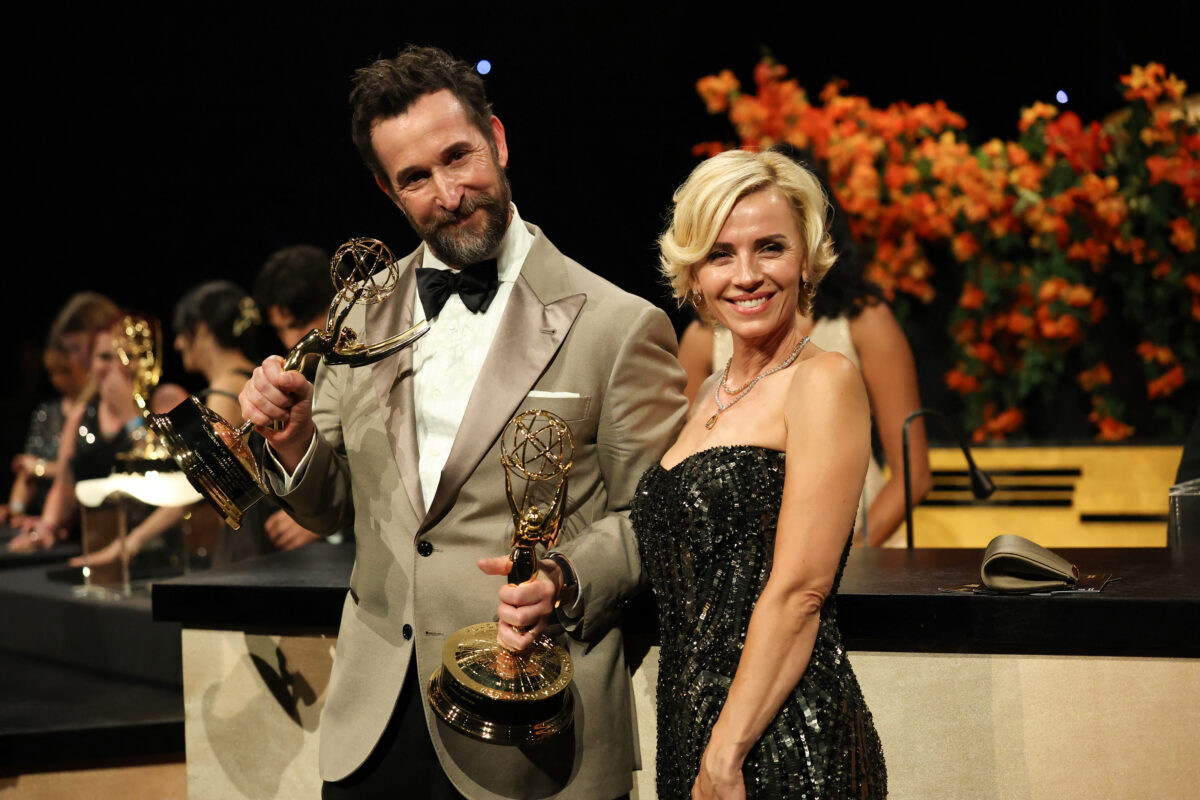Noah Wyle, winner of the Outstanding Lead Actor in a Drama Series for "The Pitt", poses with his wife Sara Wells during the Governors Ball at the 78th Primetime Emmy Awards in Los Angeles, California, U.S., September 14, 2026. REUTERS