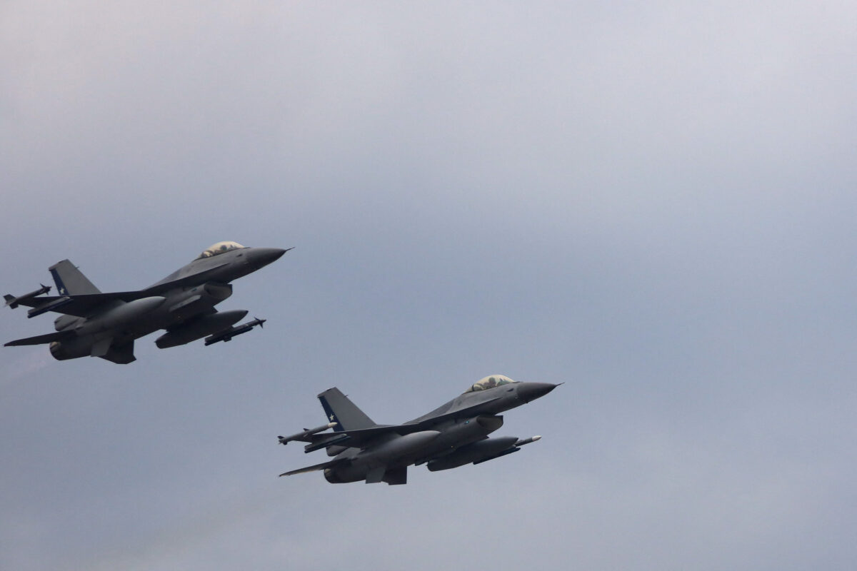 Νέες τουρκικές προκλήσεις με F-16 να μπαίνουν στον εθνικό εναέριο χώρο - Drones έκαναν παραβάσεις και παραβιάσεις