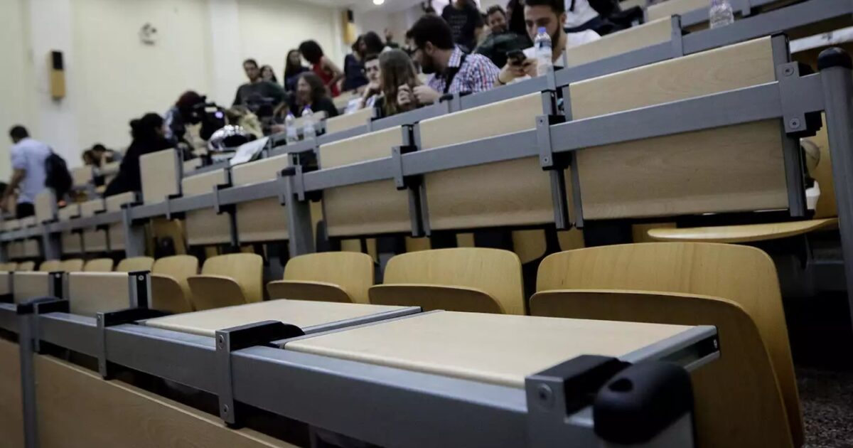 ΥΠΕΘΑ: Οι Στρατιωτικές Σχολές εντάχθηκαν στην υπηρεσία «Εύδοξος» και αποκτούν πρόσβαση στη διανομή ακαδημαϊκών συγγραμμάτων ΥΠΕΘΑ: Οι Στρατιωτικές Σχολές εντάχθηκαν στην υπηρεσία «Εύδοξος» και αποκτούν πρόσβαση στη διανομή ακαδημαϊκών συγγραμμάτων