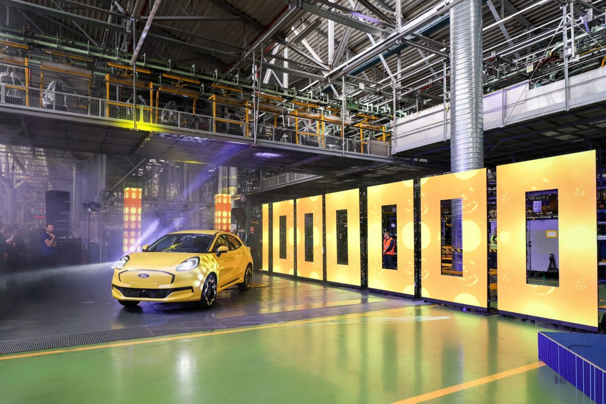 Το 1.000.000ό Ford Puma και η ιστορία πίσω από την ιδιοκτήτριά του