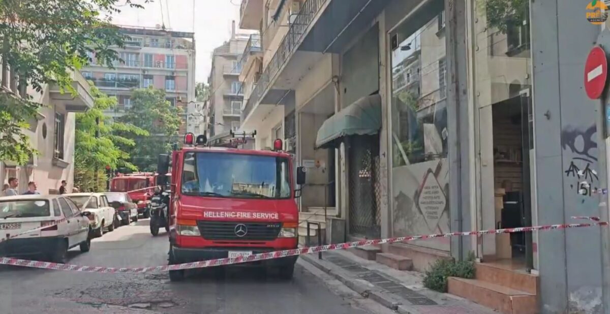 Φωτιά σε διαμέρισμα στην περιοχή του Γκύζη - Έκλεισε η οδός Βραΐλα