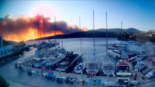 Φωτιά στην Σκύρο