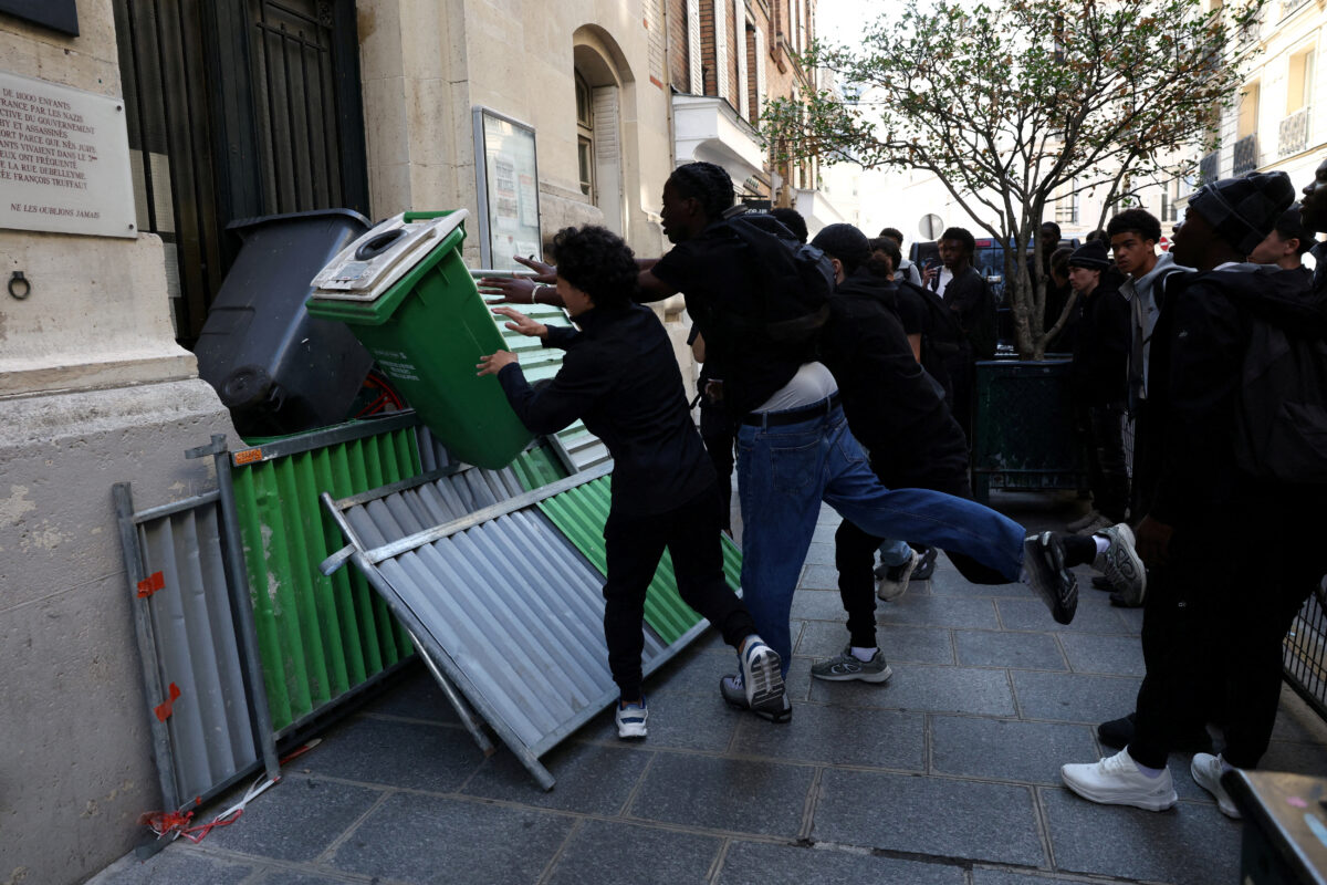 Γαλλία: Δεκάδες τραυματίες σε μαθητικές διαδηλώσεις - 440 άτομα έχουν συλληφθεί, οι περισσότεροι ανήλικοι