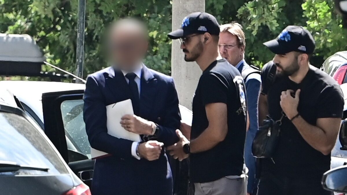 Γιατροί Μαζωνάκη