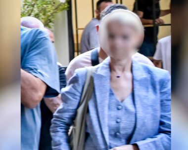Γιατρός