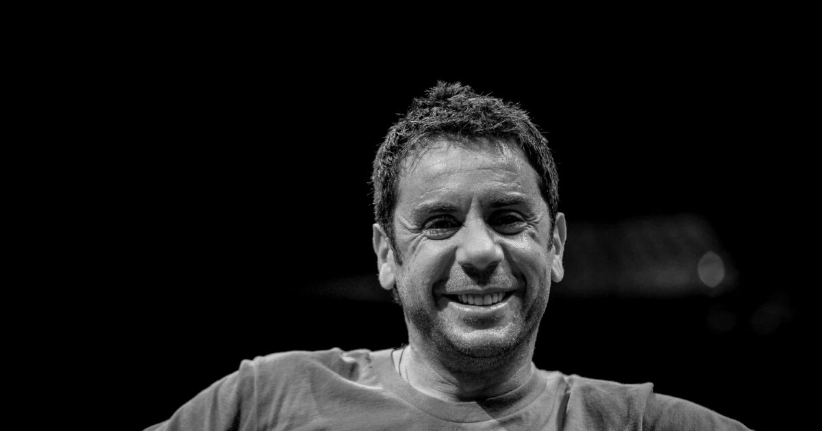 Ανδρουλάκης και Δούρου αποχαιρετούν τον Γιώργο Μαζωνάκη: «Τολμηρός και αντισυμβατικός Ανδρουλάκης και Δούρου αποχαιρετούν τον Γιώργο Μαζωνάκη: «Τολμηρός και αντισυμβατικός