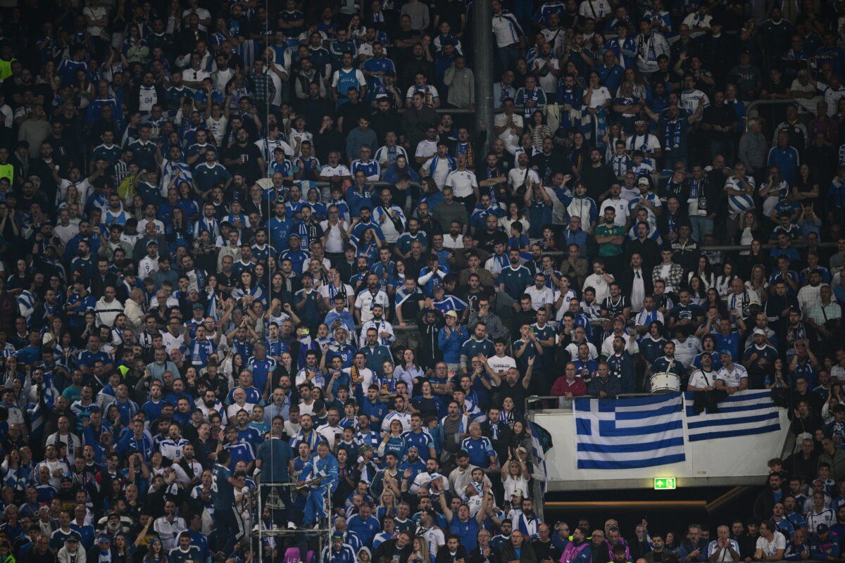 Οι Έλληνες οπαδοί