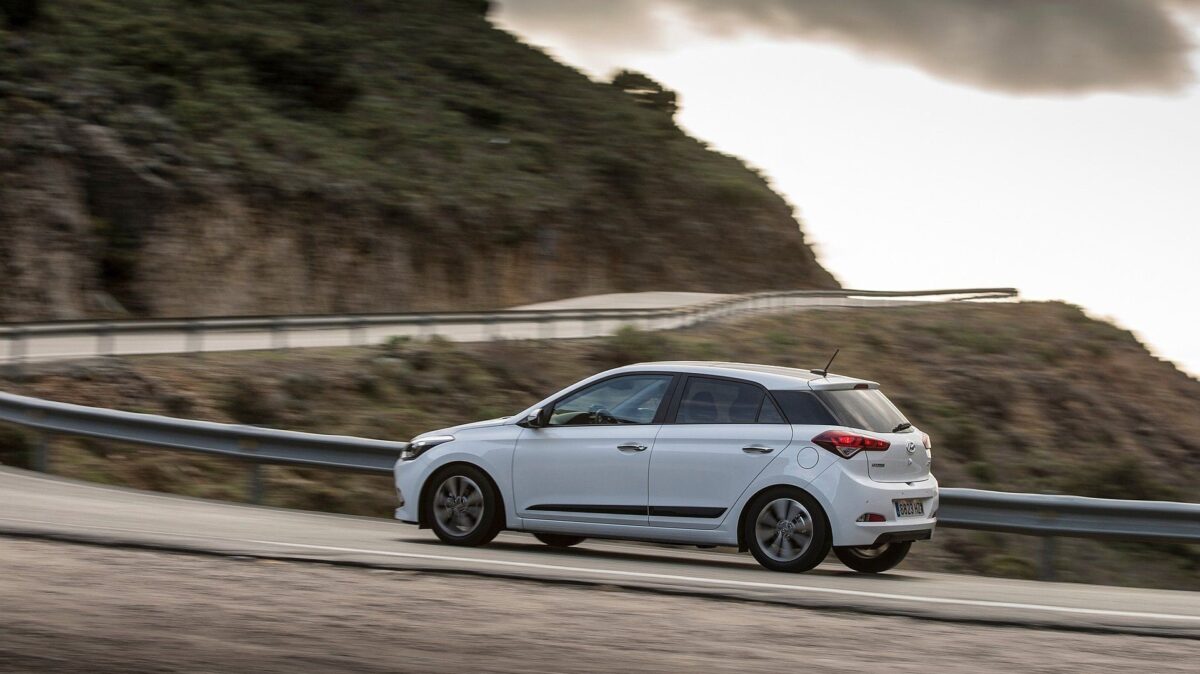 hyundai i