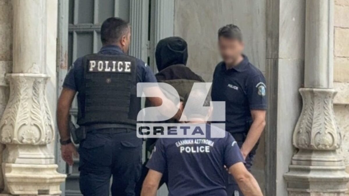 Ο 40χρονος που παρακολουθούσε γυναίκες και είχε εκατοντάδες αρχεία παιδικής πορνογραφίας