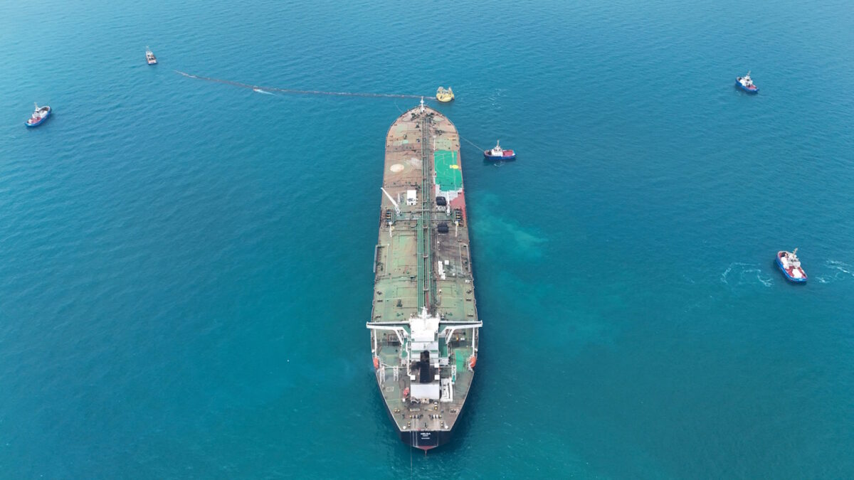 Το Ιράκ προσφέρει φορτία πετρελαίου last minute - Εκμεταλλεύεται το «καπέλο» για μεταφορά από τον κόλπο του Ομάν