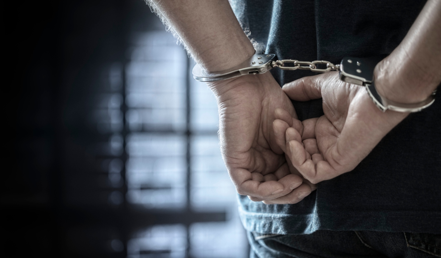 Χειροπέδες σε δύο Τούρκους – μέλη εγκληματικών οργανώσεων: Κατηγορούνται για ναρκωτικά και πλαστογραφία