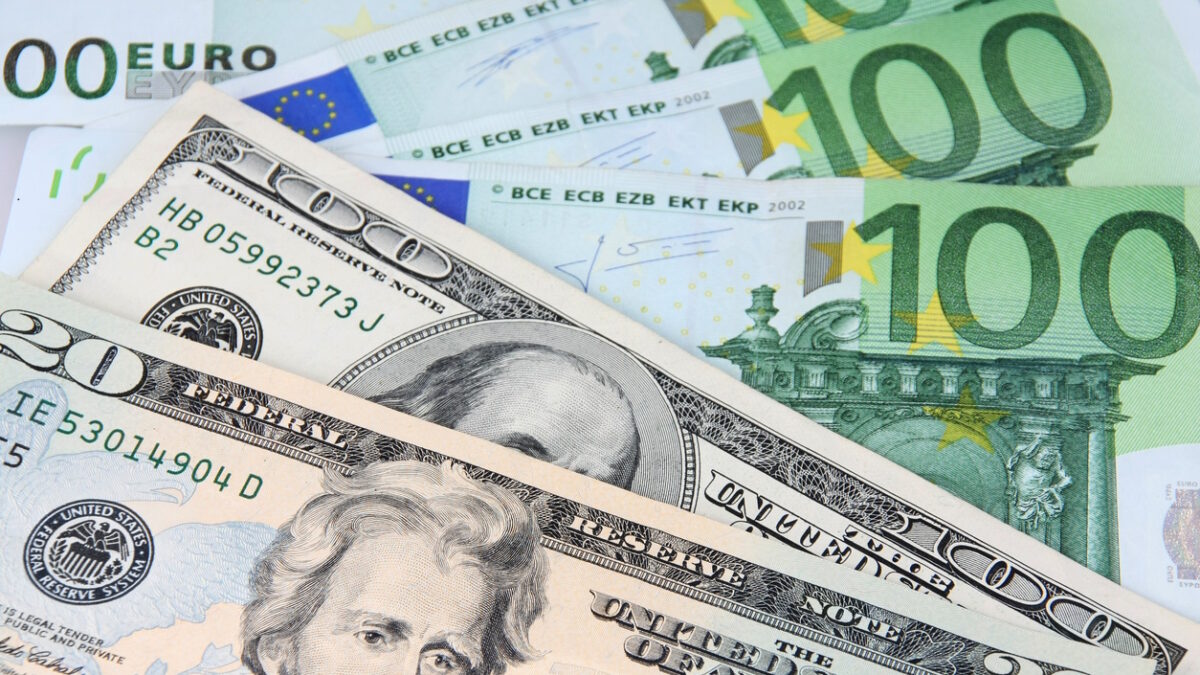 Two leading hard currencies - US Dollar and Euro