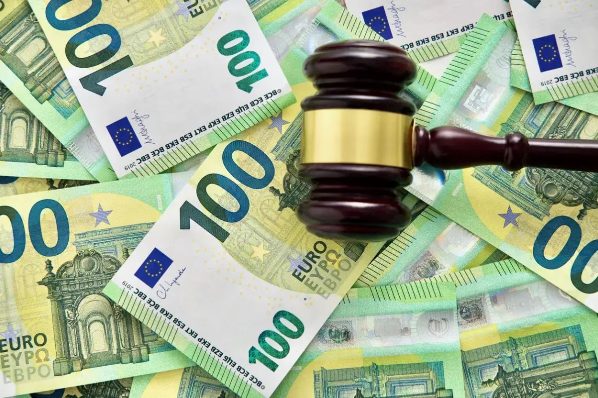 Μπορεί η δευτερογενής αγορά να «καθαρίσει» το… ζόμπι του ελληνικού ιδιωτικού χρέους; | Επικαιρότητα στο LivePress.gr