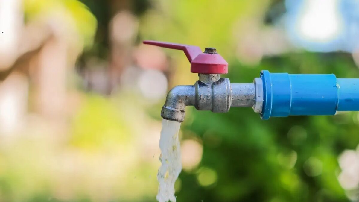 Faucet for watering H2o Water from faucet water valve