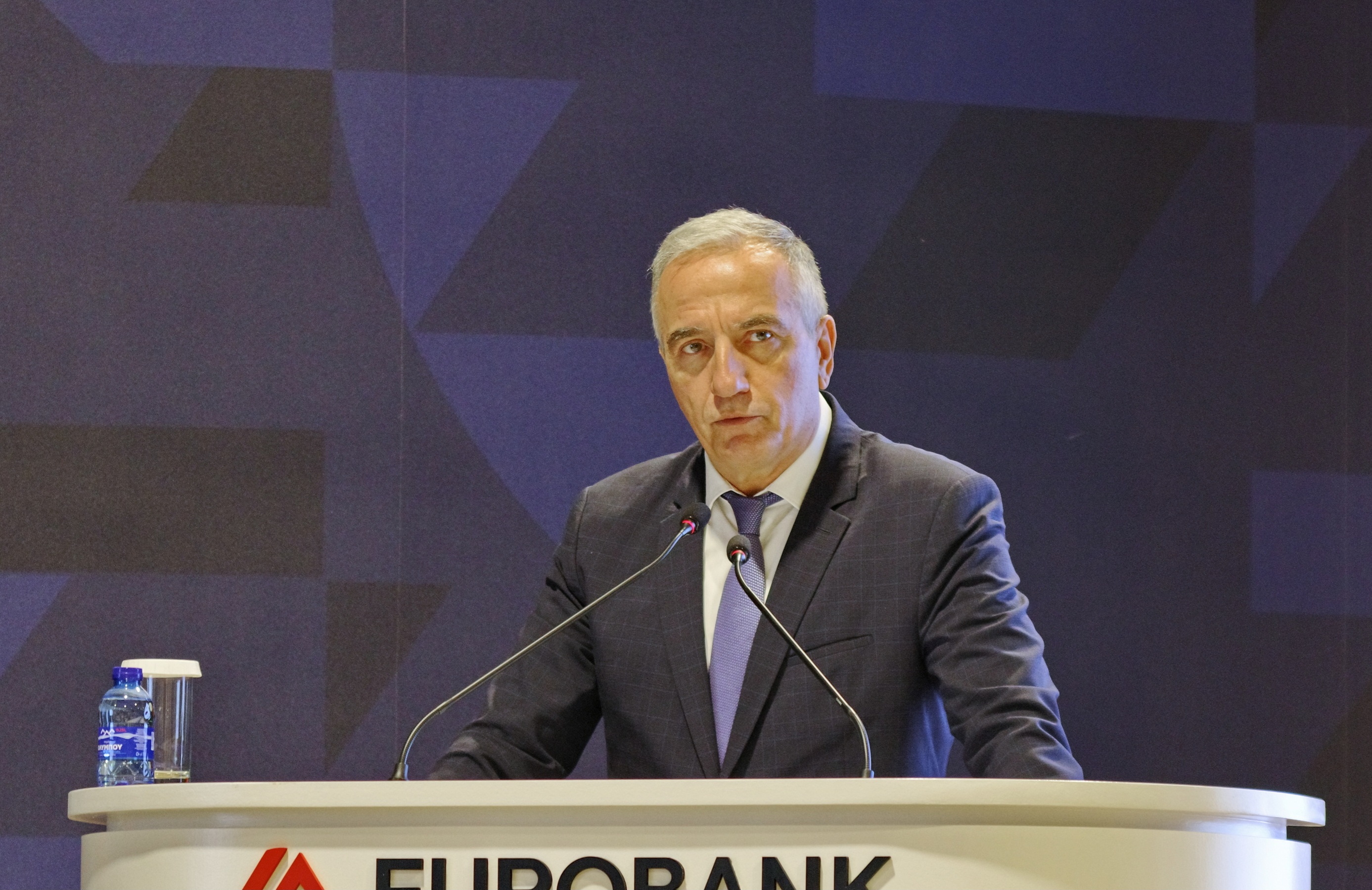 Αναπτυξιακό καθεστώς 150 εκατ. ευρώ για ΑΙ με έμφαση στις μικρομεσαίες επιχειρήσεις