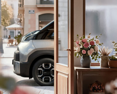 kia-pv7-teased