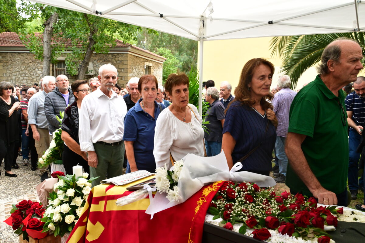 Σπύρος Χαλβατζής, ΚΚΕ, πολιτική κηδεία