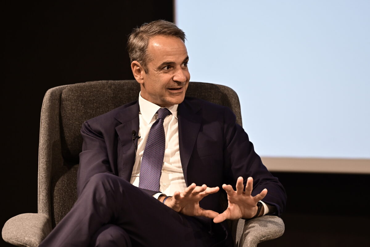 Τα μέτρα της κυβέρνησης για την «ενεργειακή καταιγίδα»: Ευρωπαϊκή στήριξη διεκδικεί η Αθήνα - Ανοικτή υπό όρους η μείωση του ΕΦΚ