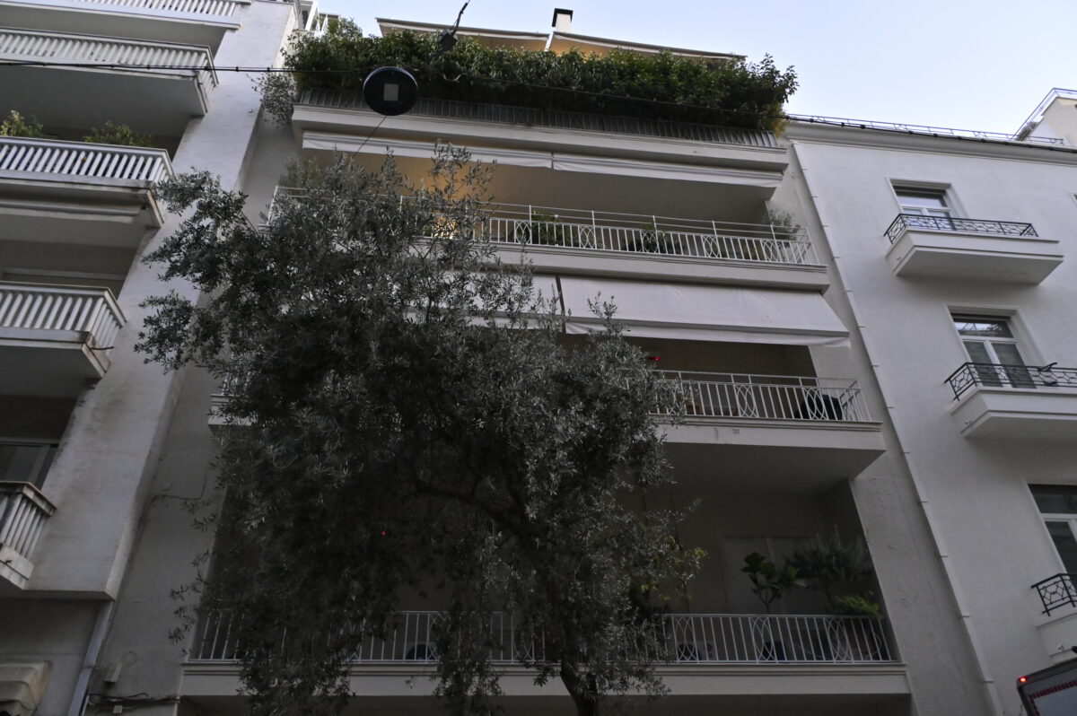Γιώργος Μαζωνάκης: Ένας διασώστης και ένας πολίτης «έδωσαν» του γιατρούς – «Προσπαθούσαν να αποσυνδέσουν το μηχάνημα για να κρύψουν τα ίχνη»