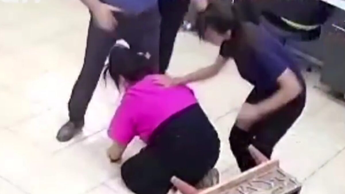 Οικογένεια έδειρε κομμώτρια γιατί δεν τους άρεσε το κούρεμα που έκανε στο παιδί της