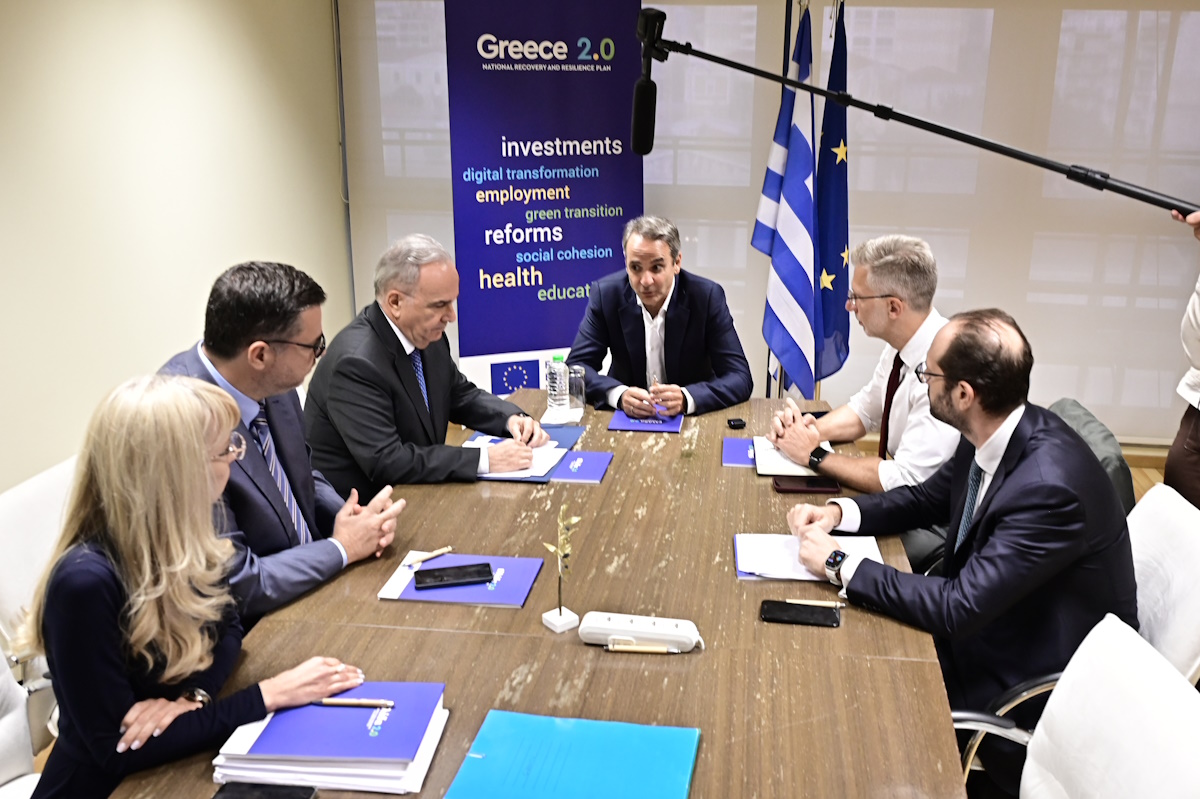 Ο πρωθυπουργός, Κυριάκος Μητσοτάκης στα γραφεία της Ειδικής Υπηρεσίας Συντονισμού Ταμείου Ανάκαμψης, στην Πανεπιστημίου την Τρίτη 29 Σεπτεμβρίου 2026