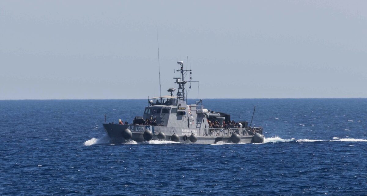 Σκάφος του Λιμενικού Σώματος