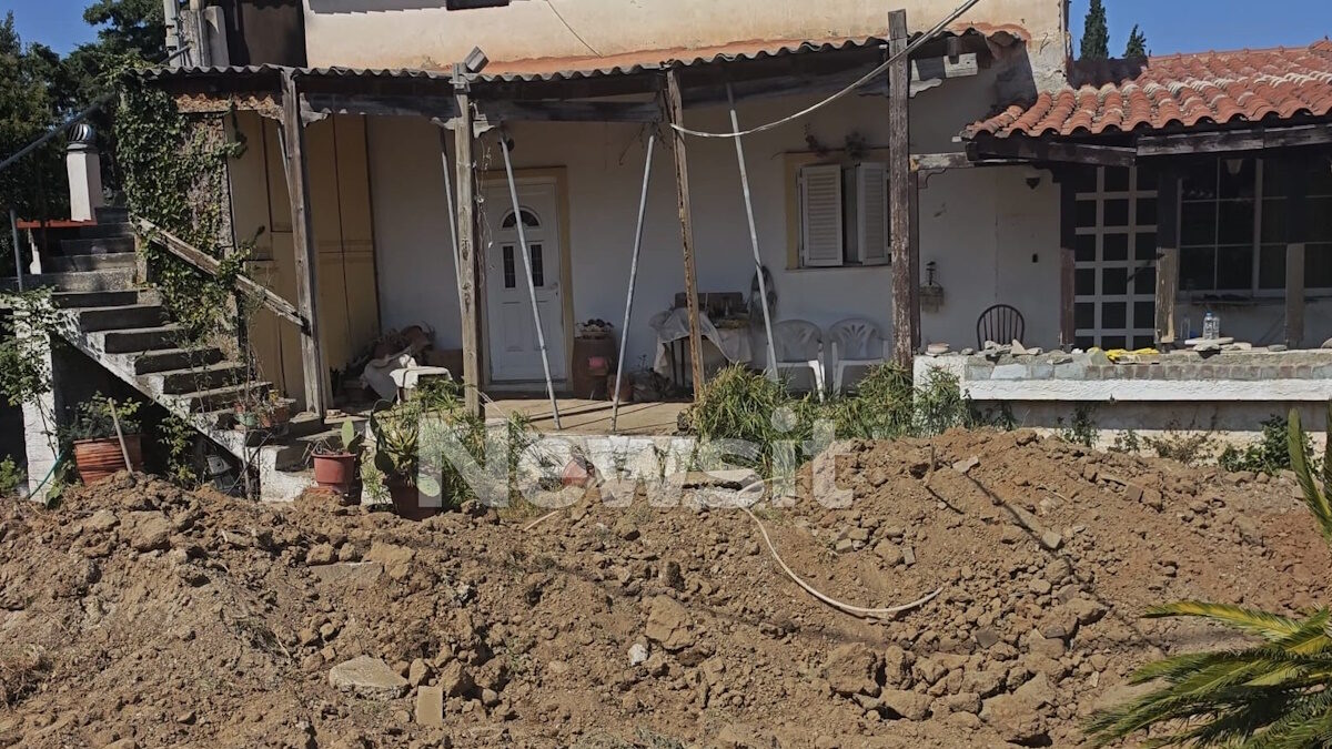 Η αυλή της ηλικιωμένης στον Μαραθώνα