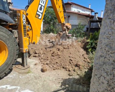 Η αυλή της ηλικιωμένης στον Μαραθώνα
