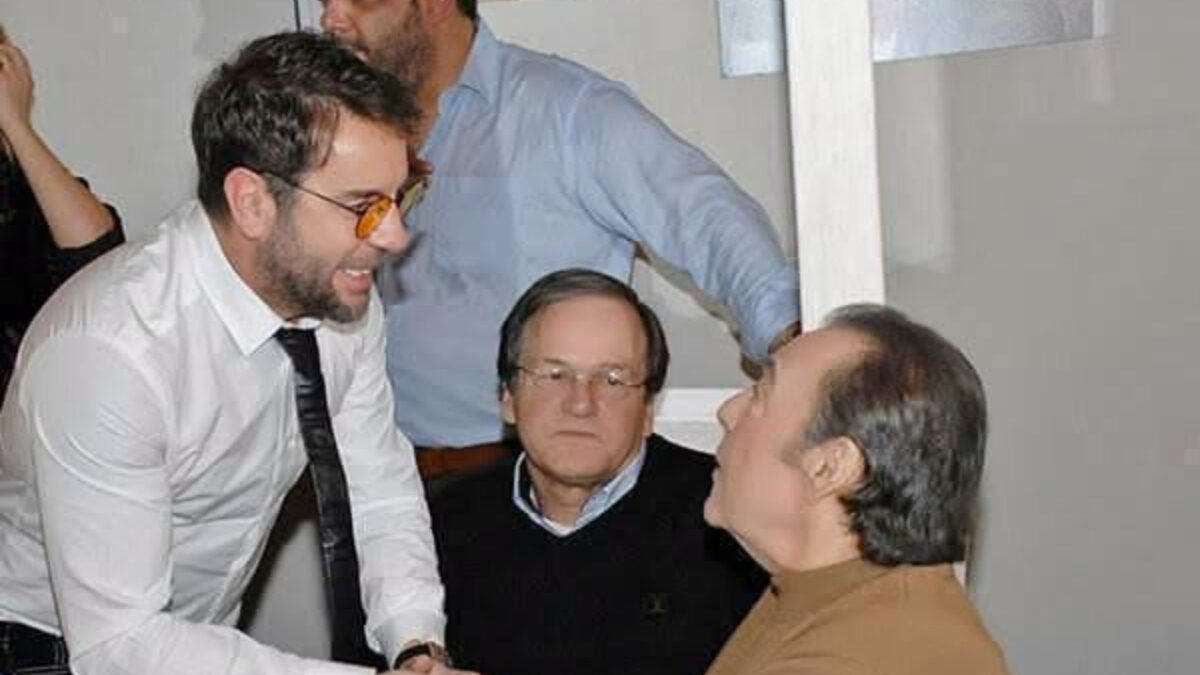 Ο Γιώργος Μαζωνάκης με τον Τόλη Βοσκόπουλο