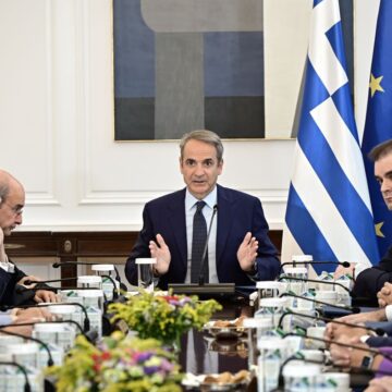 Ο Κυριάκος Μητσοτάκης στο υπουργικό συμβούλιο