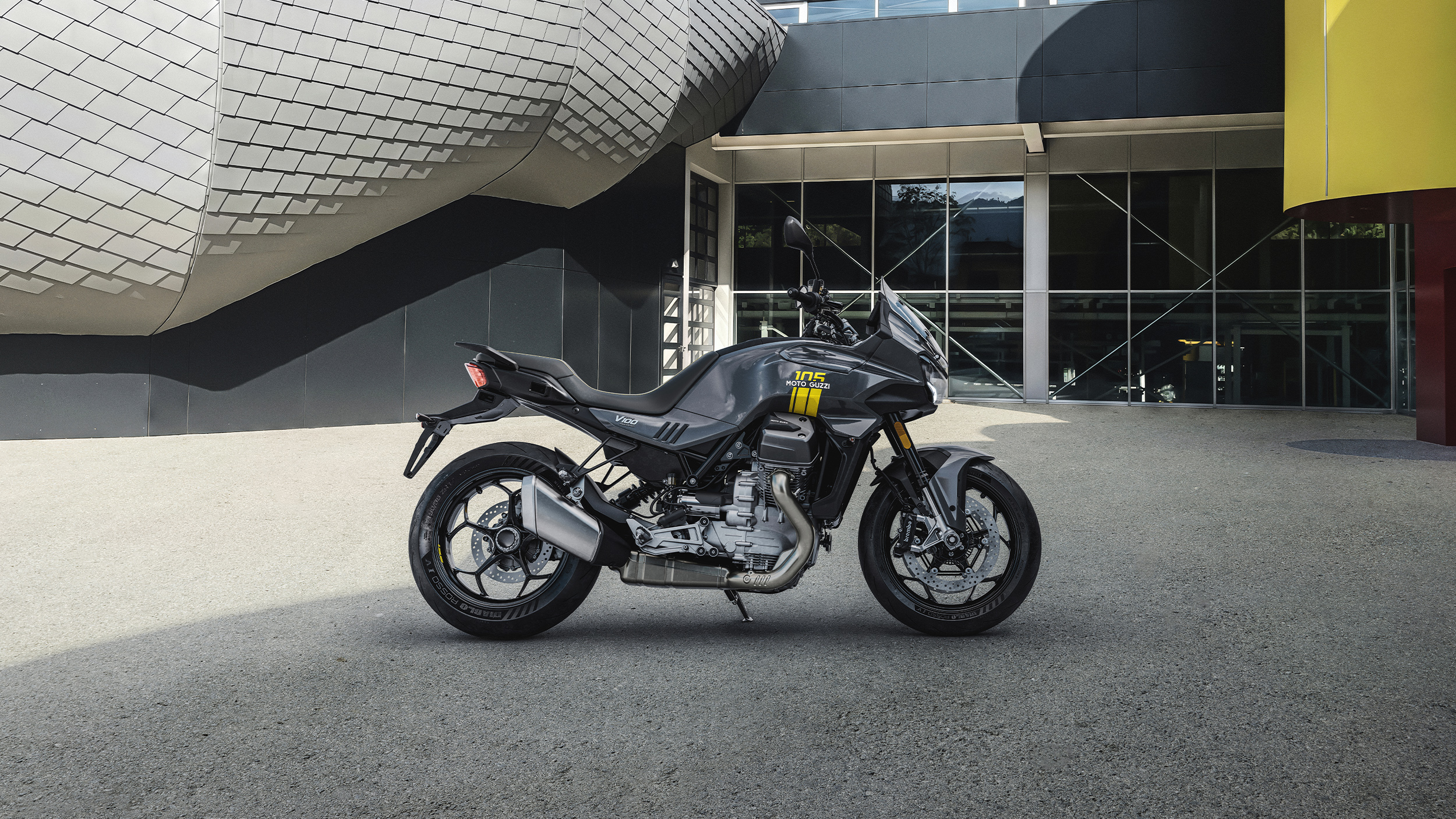 moto-guzzi-v100-mandello-105th-anniversary