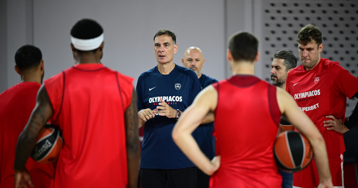 Γιώργος Μπαρτζώκας: «Ο λιγότερος χρόνος για προετοιμασία δυσκολεύει την χημεία των ομάδων» Γιώργος Μπαρτζώκας: «Ο λιγότερος χρόνος για προετοιμασία δυσκολεύει την χημεία των ομάδων»