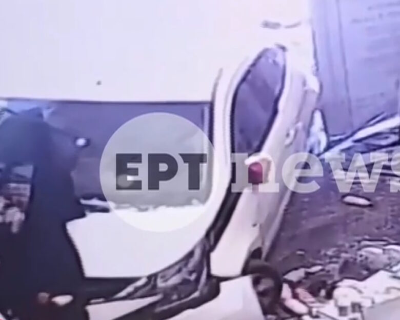 Αυτοκίνητο μπούκαρε σε φαρμακείο