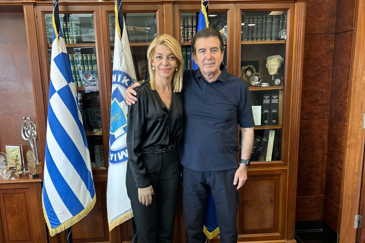 Αφροδίτη Νέστορα και Μιχάλης Χρυσοχοΐδης