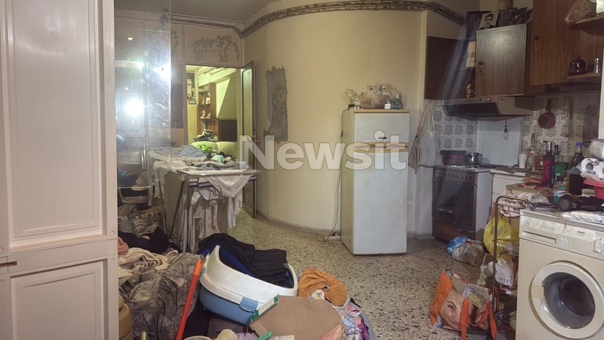 Λήξη συναγερμού στη Νίκαια: Συνελήφθη ο άνδρας που κρατούσε όμηρο την 44χρονη σύντροφό του - Εικόνες μέσα από το σπίτι