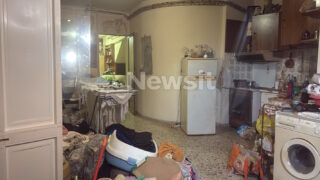 Λήξη συναγερμού στη Νίκαια: Συνελήφθη ο άνδρας που κρατούσε όμηρο την 44χρονη σύντροφό του – Εικόνες μέσα από το σπίτι