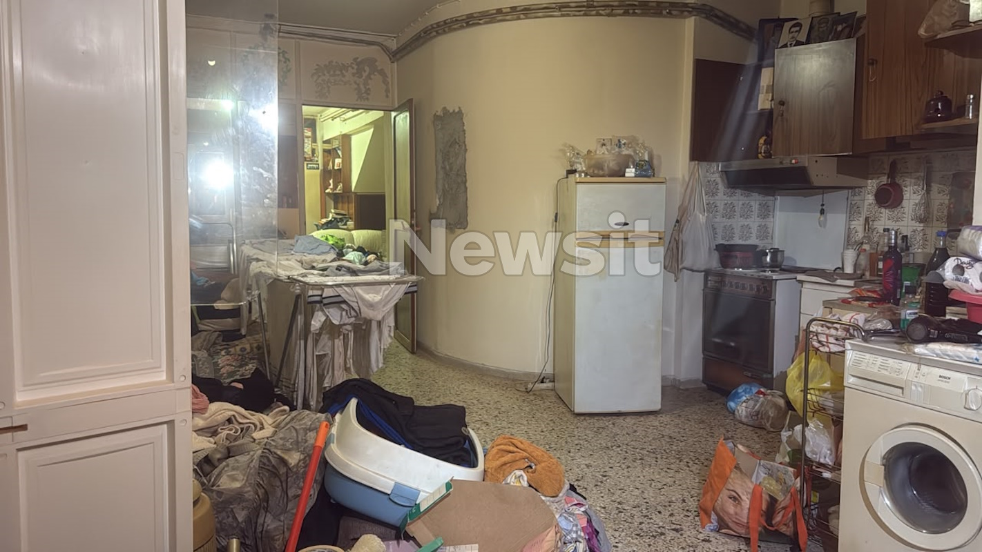 Λήξη συναγερμού στη Νίκαια: Συνελήφθη ο άνδρας που κρατούσε όμηρο την 44χρονη σύντροφό του – Εικόνες μέσα από το σπίτι