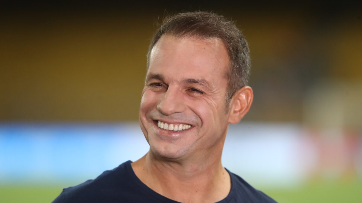 Ο Ντέμης Νικολαΐδης
