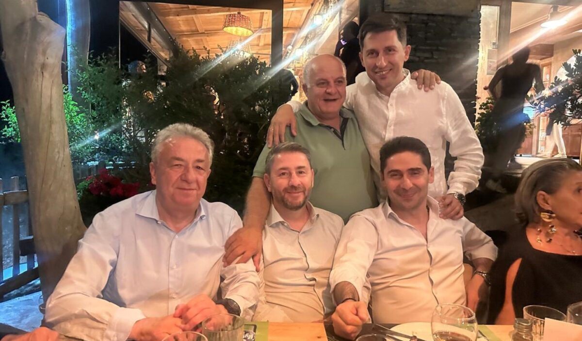 Από το Ψυχρό Λασιθίου το εναρκτήριο λάκτισμα του ΠΑΣΟΚ: Η «πρόβα τζενεράλε» για τη ΔΕΘ και το δείπνο Ανδρουλάκη με στελέχη του κόμματος