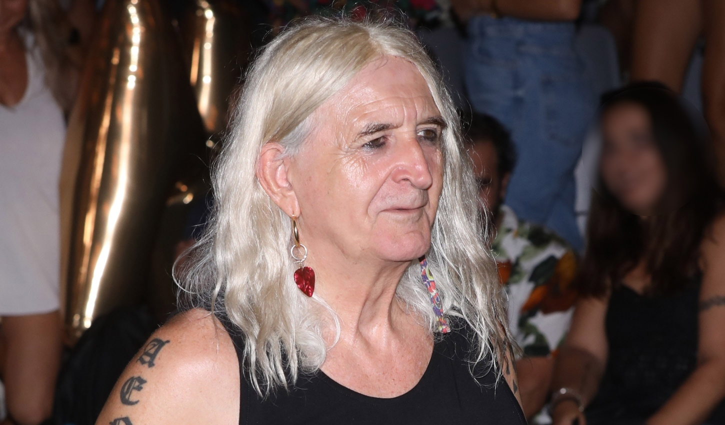 Νίκος Καρβέλας: «Δεν νομίζω ότι υπάρχει Έλληνας που θα με θεωρούσε προσωποποίηση της παρακμής, είμαι ακμή»