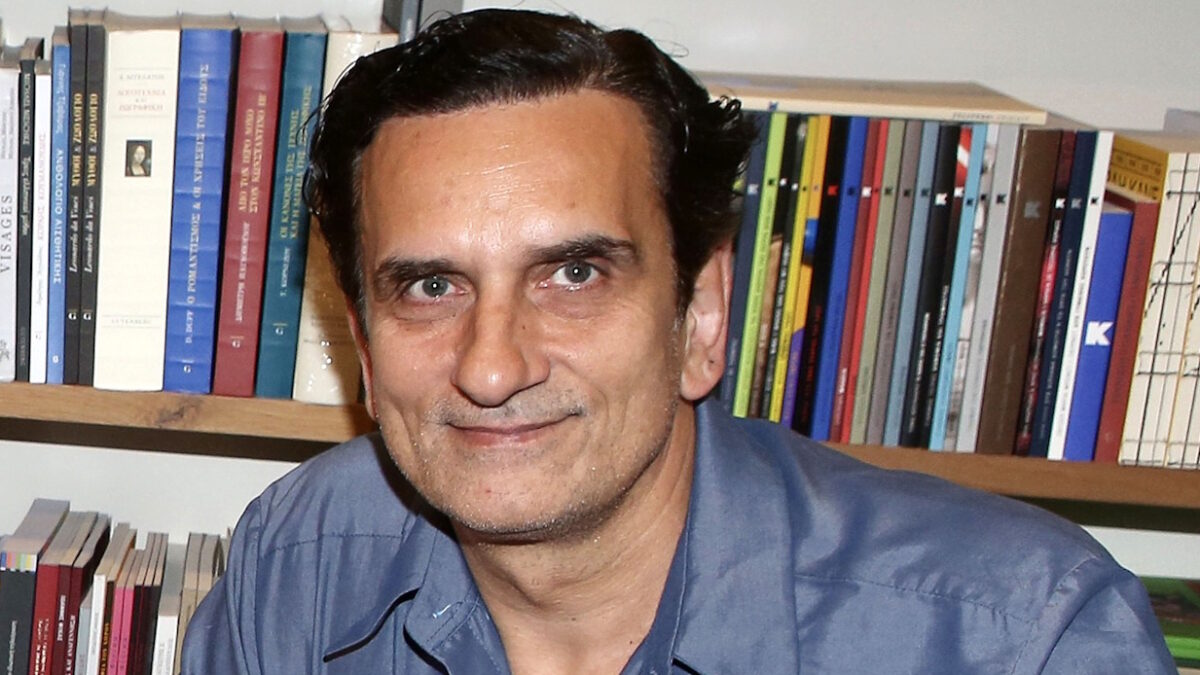 Νίκος Ψαρράς