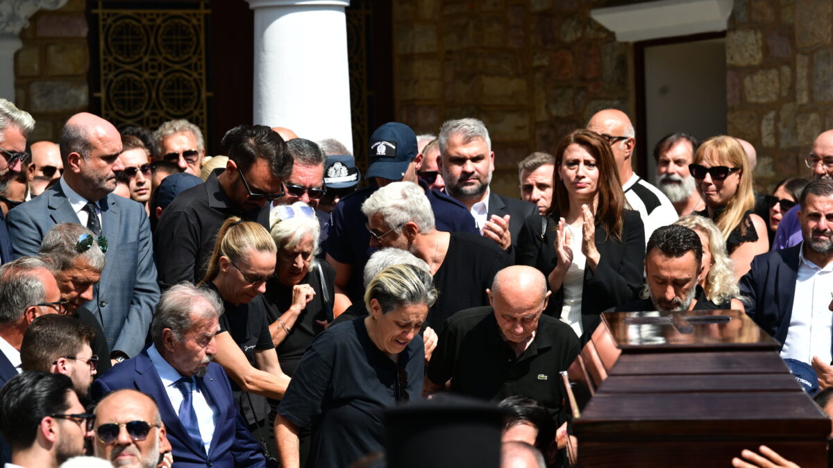 H οικογένεια του Γιώργου Μαζωνάκη