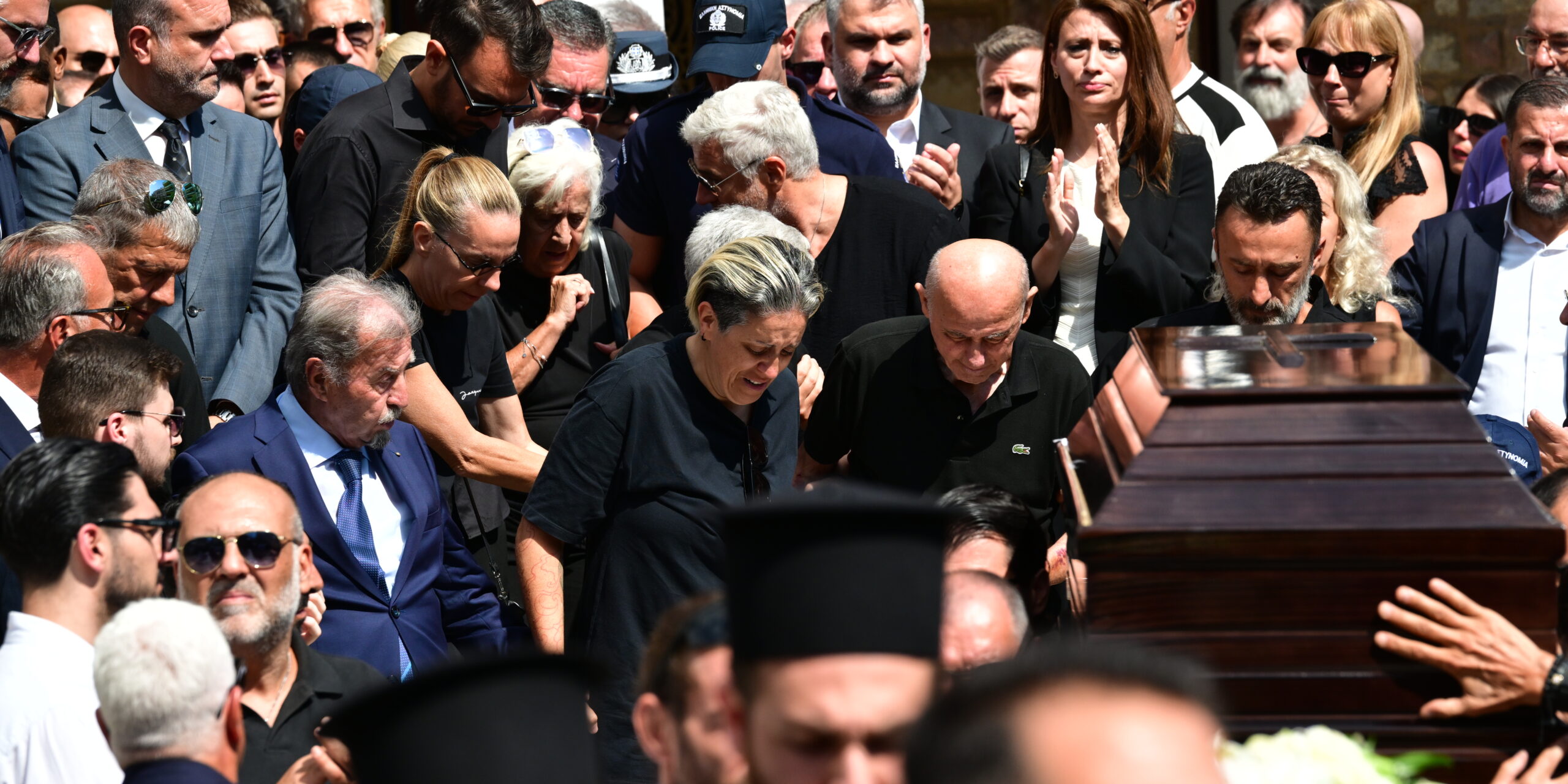 H οικογένεια του Γιώργου Μαζωνάκη