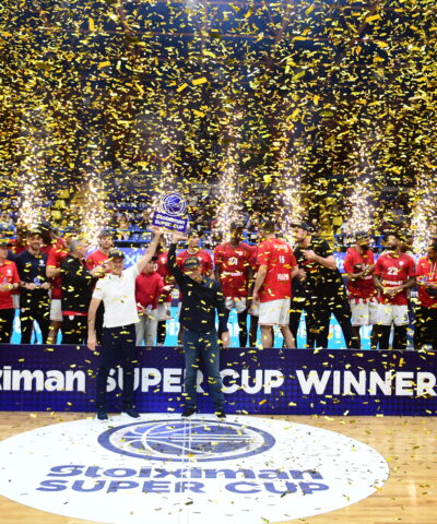 Η απονομή του Super Cup