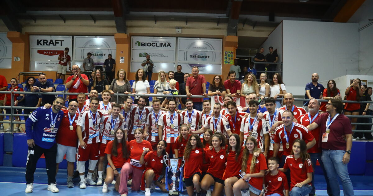 Ολυμπιακός – ΑΕΚ 35-24: Ανώτεροι οι ερυθρόλευκοι, κατέκτησαν το Super Cup στο χάντμπολ Ολυμπιακός – ΑΕΚ 35-24: Ανώτεροι οι ερυθρόλευκοι, κατέκτησαν το Super Cup στο χάντμπολ