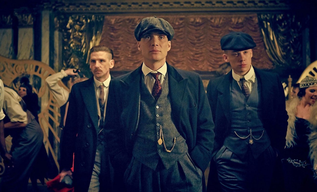 Όλοι οι κύκλοι των βραβευμένων σειρών «Peaky Blinders» και «Downton Abbey» στην prime time της ΕΡΤ1
