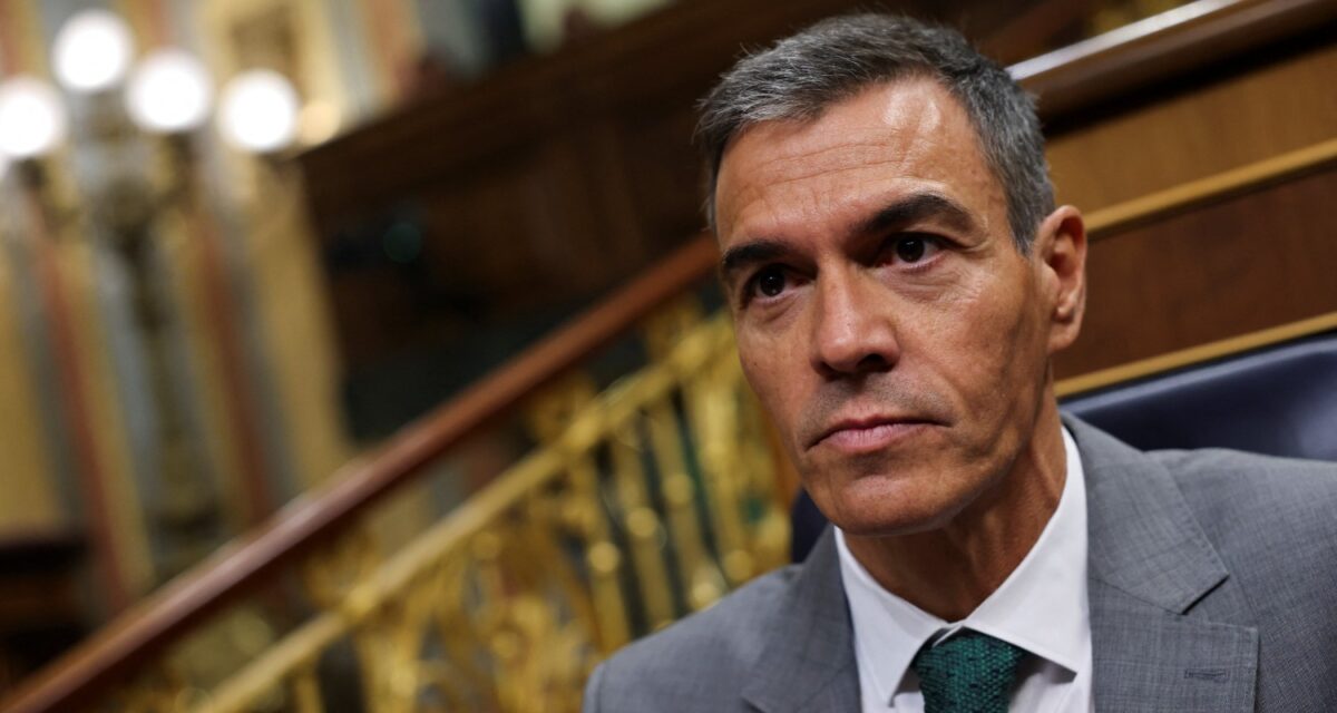Πέδρο Σάντσεθ: Δεν υπάρχει αδιάσειστο στοιχείο ότι το Μαρόκο σχεδίασε τη μαζική εισροή μεταναστών στη Θέουτα