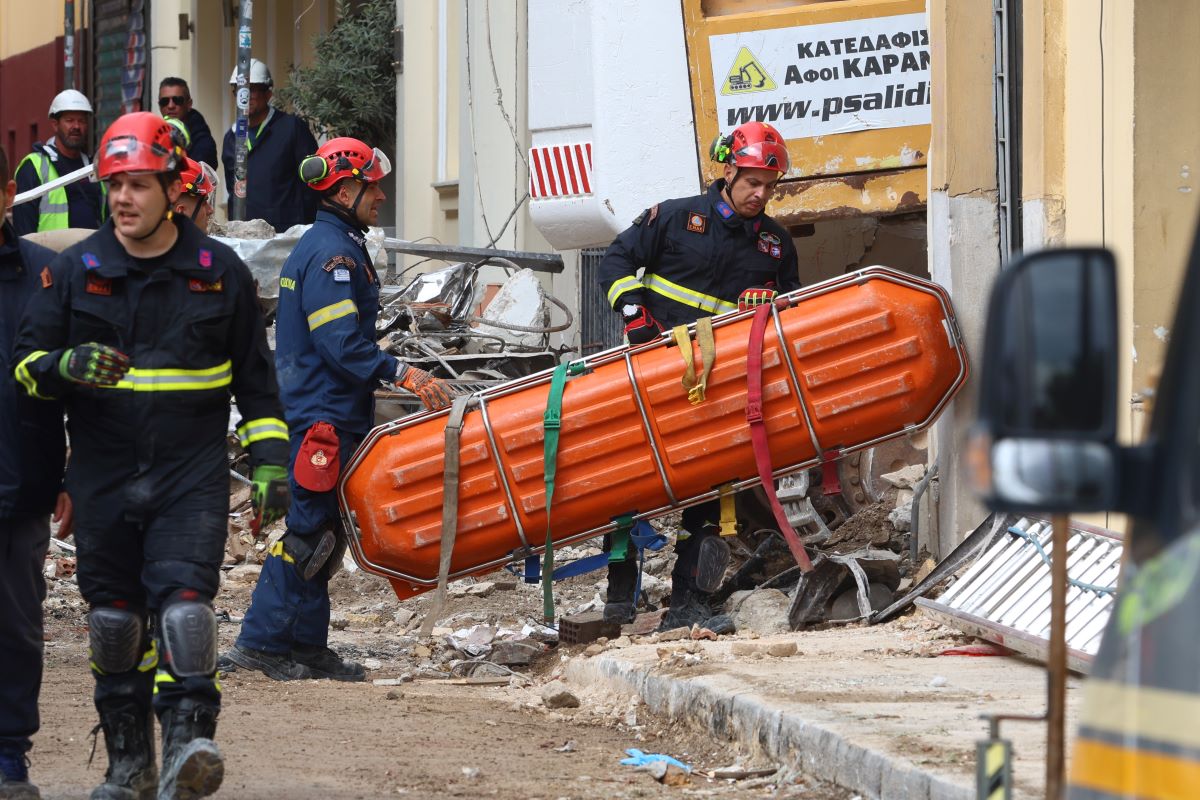 Έκρηξη στην Πλάκα: Εντοπίστηκε και 5η σορός στο κτίριο που κατέρρευσε - Βρέθηκε και το ζευγάρι των ηλικιωμένων